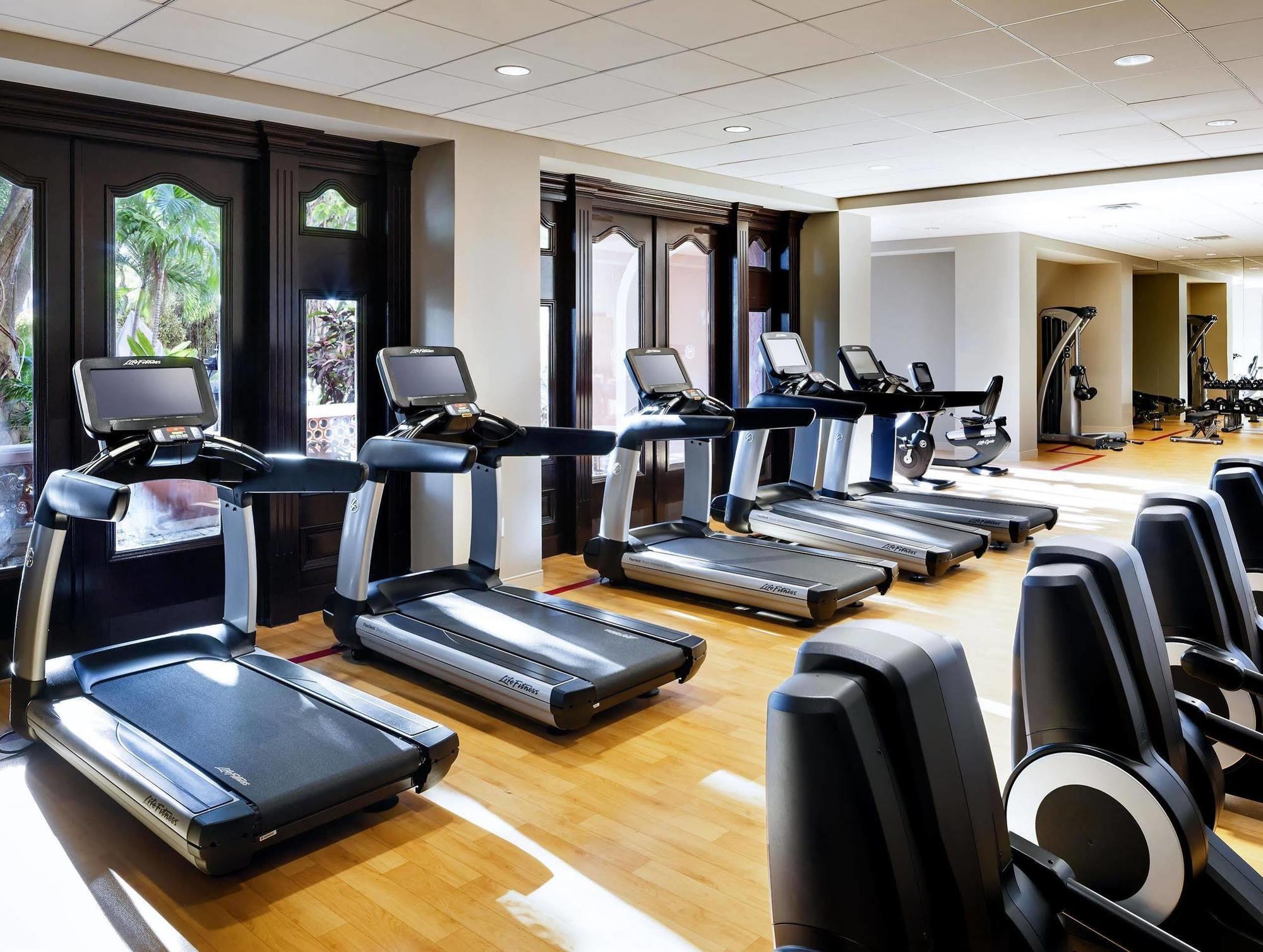 Sheraton Suites Fort Lauderdale At Cypress Creek Екстер'єр фото