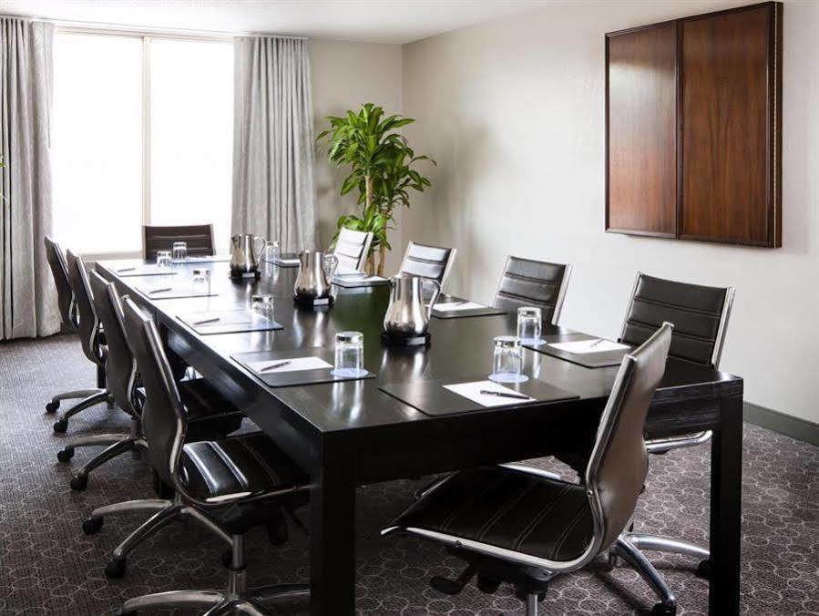 Sheraton Suites Fort Lauderdale At Cypress Creek Екстер'єр фото